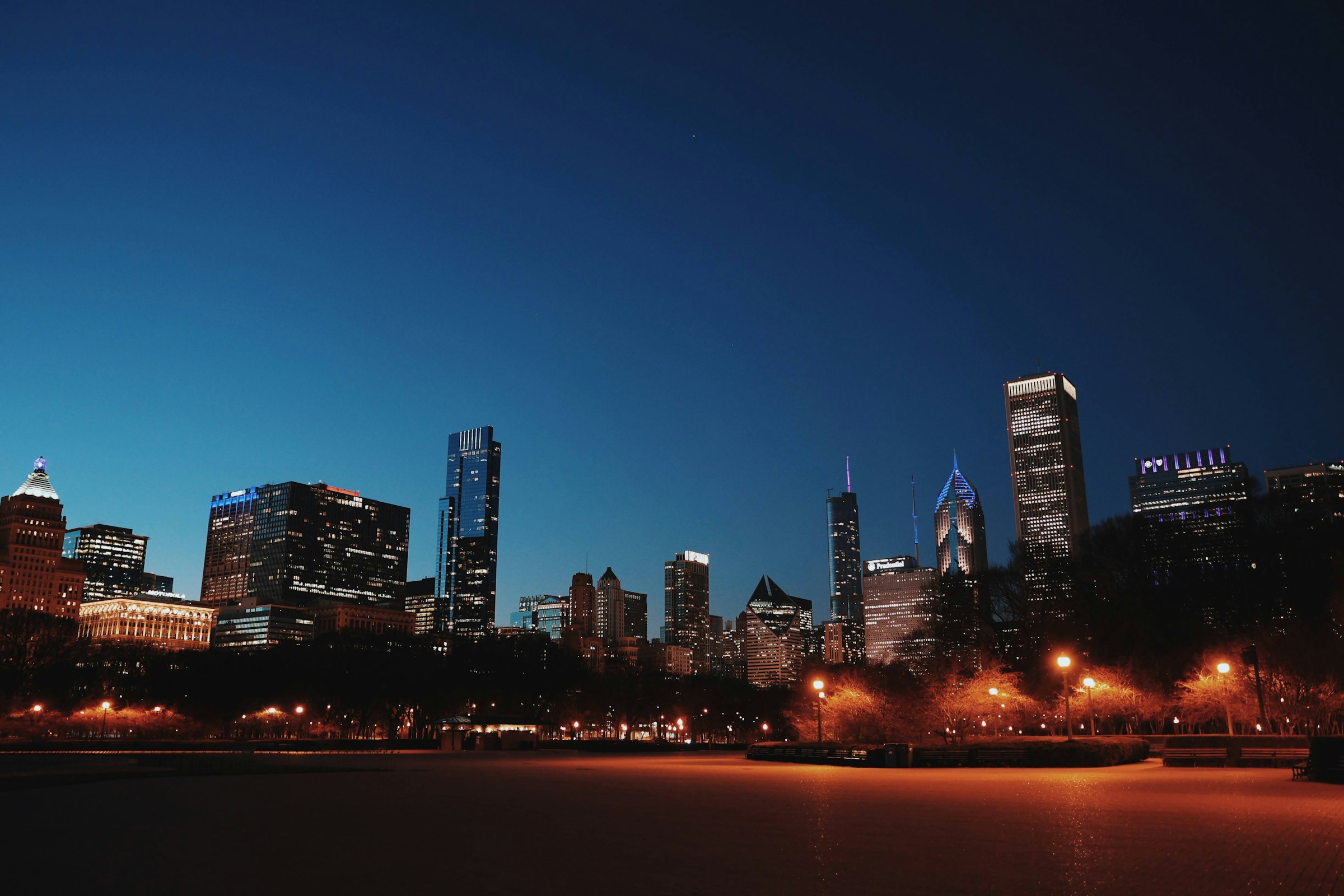 Chicago skyline at dusk; sample photograph by Jansen Miller
